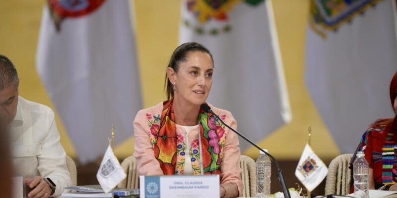 Defiende Sheinbaum a AMLO ante informe de EU