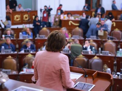 Por ser la coordinadora de la mayoría en el Congreso de la Ciudad de México, la diputada Martha Ávila es quien carga más responsabilidad del papel tan lamentable que ha hecho ese órgano legislativo de 2019 a la fecha.