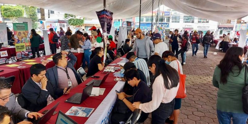 La Secretaría del Trabajo y Fomento al Empleo de la Ciudad de México en trabajo coordinado con la Secretaría del Trabajo y Previsión Social, instalaron la “Feria del Empleo 2023 en Tláhuac”.