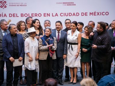 El Gobierno capitalino decretó que el 25 de agosto como “Día del Bolero en la Ciudad de México”, a través de un Decreto publicado en la Gaceta Oficial, el cual establece que la Secretaría de Cultura local, así como las Alcaldías, diseñarán actividades año con año para su celebración. Con este acto la CDMX se convierte en un escenario receptor de la cultura universal e impulsa la difusión de expresiones artísticas de las y los mexicanos.