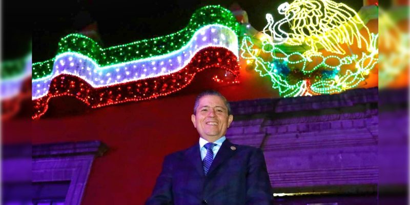 El punto de partida del alumbrado está en Jardín Hidalgo, sus principales atractivos son  Palacio de Cortés, el kiosko porfiriano y la Parroquia de San Juan Bautista, en Coyoacán, resaltó el alcalde Giovani Gutiérrez. FOTO: Especial