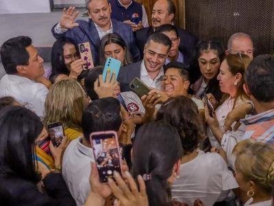 En la última semana, el aspirante de Morena la Jefatura de Gobierno de la CDMX, Omar García Harfuch se reunió con diferentes sectores de la población y corporativos, ante quienes dijo que es indispensable dar continuidad. FOTO: Campaña Harfuch