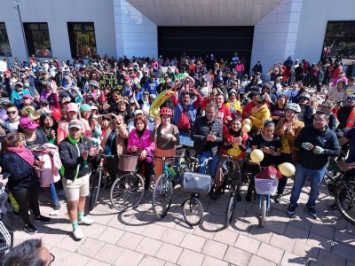 El deseo de Brugada: que el futuro de la CDMX sea en bicicleta. FOTO: Especial