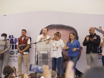 El morenismo en la Miguel Hidalgo no atraviesa su mejor momento, al menos para Clara Brugada. Este jueves, más trabajadores y militantes de Morena se comprometieron a sumarse a la campaña de Santiago Taboada por la Jefatura de Gobierno de la CDMX.