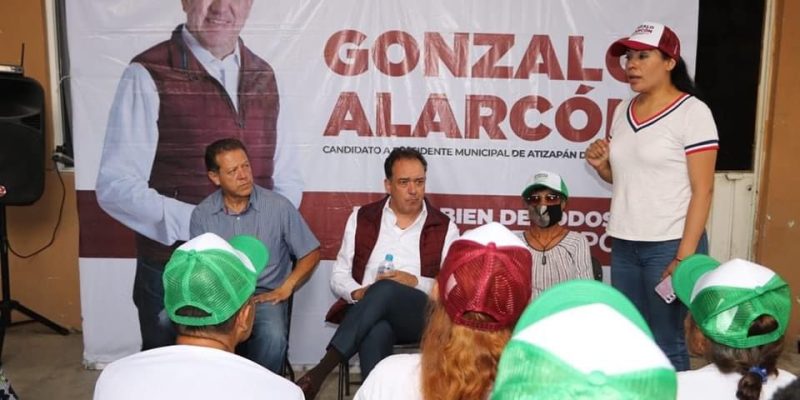 El aspirante a la alcaldía por la coalición “Sigamos Haciendo Historia”, dijo que esa conducta irresponsable derivó en la construcción anárquica de más de diez mil viviendas, principalmente en la Zona Esmeralda, cuya densidad se cuadruplicó, al pasar de dos mil 600 hogares a cerca de doce mil. FOTO: Especial