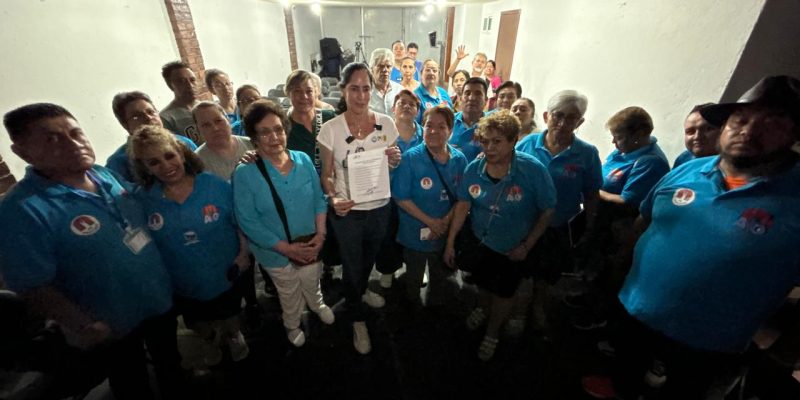 Lía Limón y representantes de los mercados de la alcaldía se comprometieron a seguir mejorando esos espacios, en pocas palabras a echarle “Más limón a los mercados de Álvaro Obregón”. FOTOS: Especial