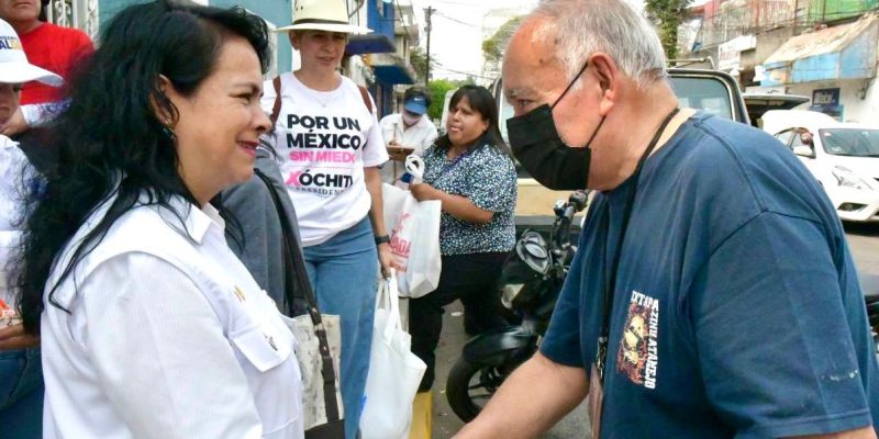 “Hoy el reto es llegar a contar con 111 patrullas, es decir, una por cada colonia y además Santiago Taboada ha comentado que, de llegar a ser el jefe de gobierno de la Ciudad de México, situación que así será", dijo Margarita Saldaña. FOTO: Especial