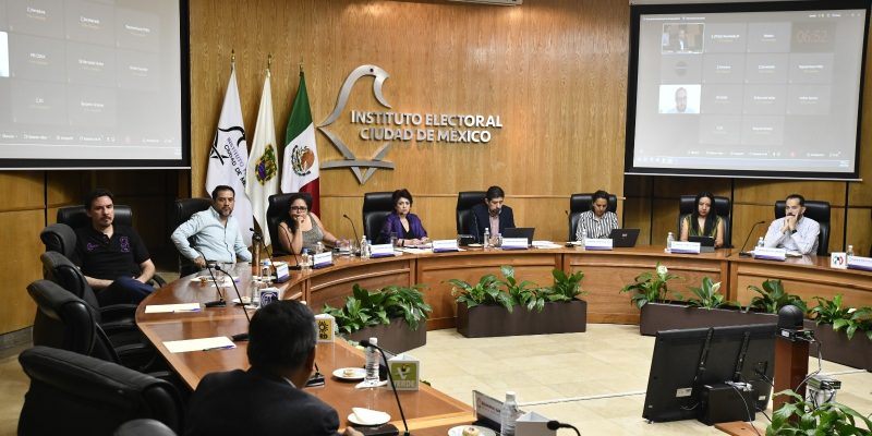 El INE informó que se prevé el recuento de al menos el 60% de los paquetes electorales, que conlleva su reapertura, ante lo cual en la oposición en la Ciudad de México también ya exploran solicitar el mismo procedimiento ante el IECM, porque igual se están documentando irregularidades, incidencias en miles de casillas. FOTO: Especial