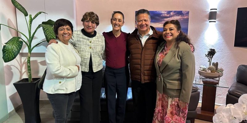 Hace unos días que las morenistas, la jefa de Gobierno electa de la CDMX, Clara Brugada se reunió con la virtual presidenta electa, Claudia Brugada y la gobernadora del Estado de México Delfina Gómez, plantearon una serie de temas metropolitanos, entre los cuales la movilidad cobra una relevancia específica. FOTO: Especial