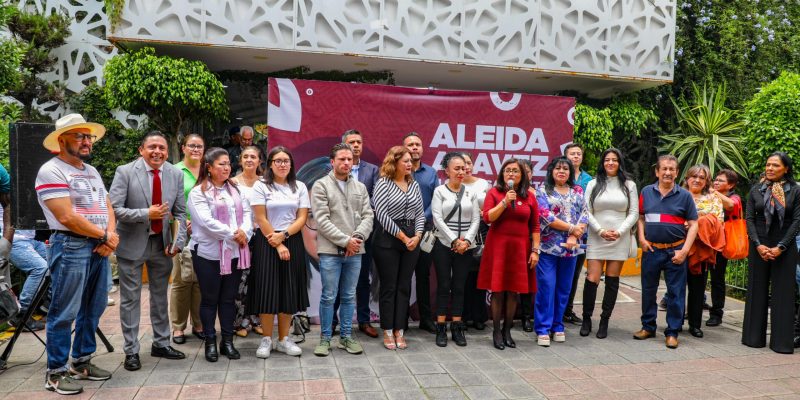 Aleida Alavez Ruiz, alcaldesa electa de Iztapalapa, sostuvo una reunión con el actual alcalde de la demarcación, Raúl Basulto Luviano, para dar inicio formal de los trabajos del Proceso de Entrega - Recepción de la Alcaldía. FOTO: Especial