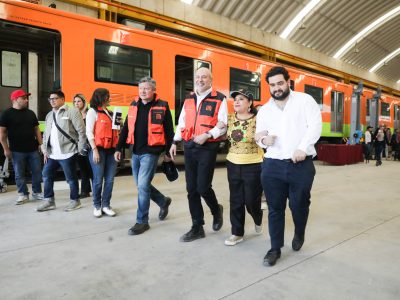 En el contexto de la incertidumbre sobre si se confirmará el relevo en la dirección general del Metro, la jefa de Gobierno, Clara Brugada, le dio un espaldarazo a Guillermo Calderón, actual titular de ese Sistema de Transporte Colectivo. FOTO: Especial