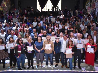 Trabajadores hombres y mujeres de la Alcaldía La Magdalena Contreras recibieron reconocimientos por capacitarse en el “Taller de Sensibilización en Perspectiva de Género y Derechos Humanos”. FOTOS: Especial