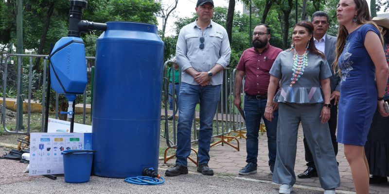 Presenta Brugada programa 'Cosecha de Lluvias' en Coyoacán