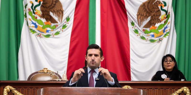 El Congreso de la Ciudad de México aprobó la iniciativa presentada el pasado 13 de mayo por el diputado Pedro Haces Lago, del Grupo Parlamentario de Morena, para reformar la Ley de Acceso de las Mujeres a una Vida Libre de Violencia y la Ley de Igualdad Sustantiva entre Mujeres y Hombres de la capital.