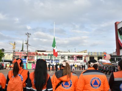 Con la hipótesis de sismo de 8.1, con epicentro en el Estado de Michoacán, se realizó el Segundo Simulacro Nacional, donde personal del Gobierno de México, de la Ciudad, así como de la Alcaldía de Tláhuac, participaron y aplicaron los protocolos de seguridad.