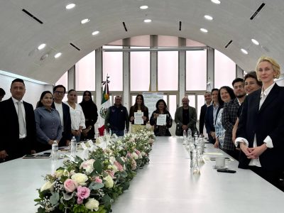 Con el objetivo de garantizar dignidad en la partida de quienes más lo necesitan, la alcaldesa de Cuauhtémoc, Alessandra Rojo de la Vega firmó un Convenio de Colaboración con la funeraria J. García López, mediante el cual se otorgarán cremaciones gratuitas a personas en situación de calle que fallezcan en la demarcación. FOTO: Especial