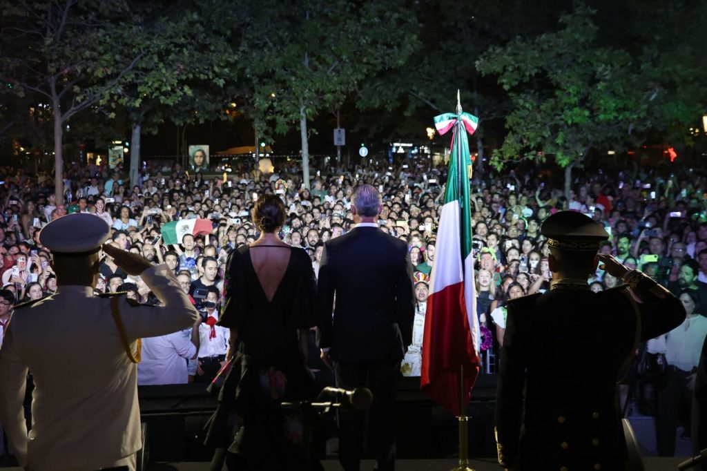 Qurino Ordaz aseguró que México es un país estable, confiable y de grandes oportunidades gracias a la solidez económica, por lo que la presencia de empresas españolas ha ido creciendo en nuestro país a la par que empresas mexicanas están más presentes y fuertes en España.  FOTOS: Especial