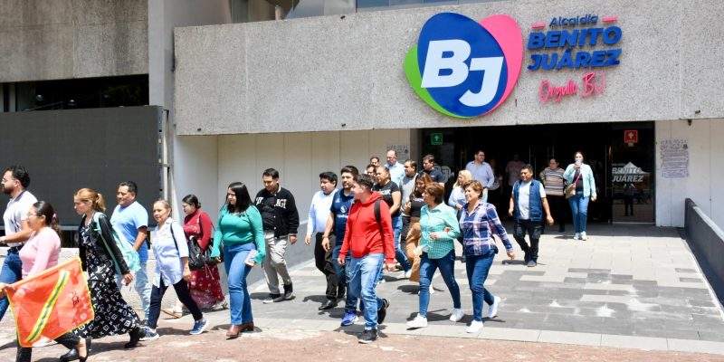El secretario de Educación, Pablo Yanes, reconoció la labor de la alcaldía Benito Juárez en la construcción de una cultura de Protección Civil, educación y capacitación ante emergencias. FOTO: Especial