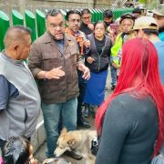 Encabezado por el alcalde Fernando Mercado, se realizan trabajos para el retiro de escombros tras deslizamiento de tierra en la ladera de la Col. Ixtlahualtongo. FOTOS: Especial