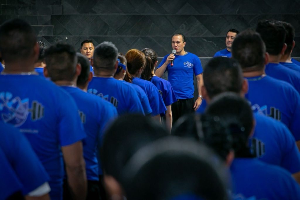 El alcalde comentó también que esta iniciativa de formación física, no es asunto que se limita a lo teórico.