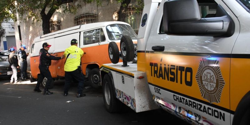 Estos operativos continuarán de forma permanente y se mantendrán recorridos en las 56 colonias de la demarcación con apoyo de Blindar BJ 360º, Policía Auxiliar y grúas de la Subsecretaría de Control de Tránsito. FOTO: Especial