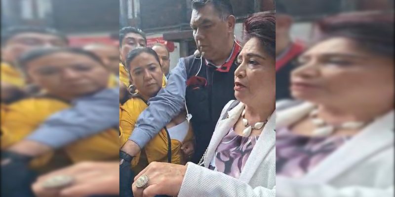 Contrario a lo estipulado en la normatividad para los servidores públicos, de que sólo los altos funcionarios que realizan labores de seguridad tienen autorización de utilizar guardaespaldas, la presidenta del Instituto Electoral de la Ciudad de México, Patricia Avendaño, acudió al Congreso capitalino con escoltas y uno de ellos agredió a Blanca Fernández, secretaria de Igualdad de Género y Agendas de Derechos Humanos. FOTO: Especial