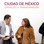 El alcalde de Milpa Alta, Octavio Rivero Villaseñor, y la jefa de Gobierno, Clara Brugada Molina, analizaron la dinámica delincuencial de esta demarcación del sur de la capital, donde viven más de 160 mil personas, y destacaron que se disminuyó en 10% los delitos de alto impacto. FOTO: Especial