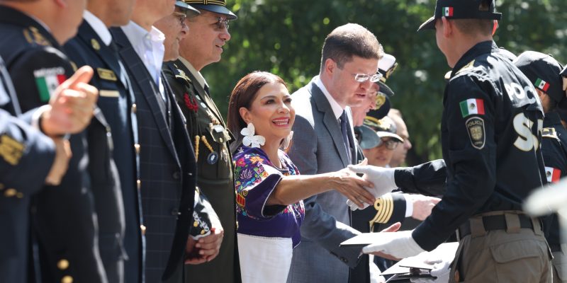 Brugada reconoce a 507 cadetes graduados de la Policía Capitalina