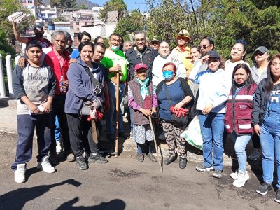 La Alcaldía La Magdalena Contreras llevó a cabo la Jornada de Limpieza de la Barranca Anzaldo, la cual arrancó esta mañana en la colonia El Ocotal, con la participación de autoridades, comuneras y comuneros, así como vecinas y vecinos comprometidos con el cuidado del entorno.