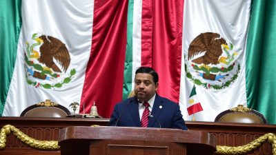 Las Unidades Habitacionales en la Ciudad de México surgieron como un proyecto estatal para garantizar el derecho a una vivienda digna, pero el marco jurídico actual resulta insuficiente y desactualizado para entender las necesidades específicas de las personas que viven en ellas, manifestó el diputado Omar Alejandro García Loria.