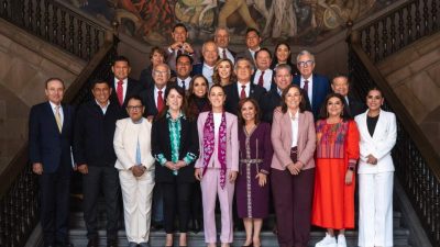 Lo que al final se decida en el tema de la fecha de realización de la consulta de revocación de mandato presidencial en la reforma electoral será la base política y jurídica para lo que se tenga que legislar en consecuencia en la carta magna de los estados de la República y por supuesto la Ciudad de México. FOTO: Especial