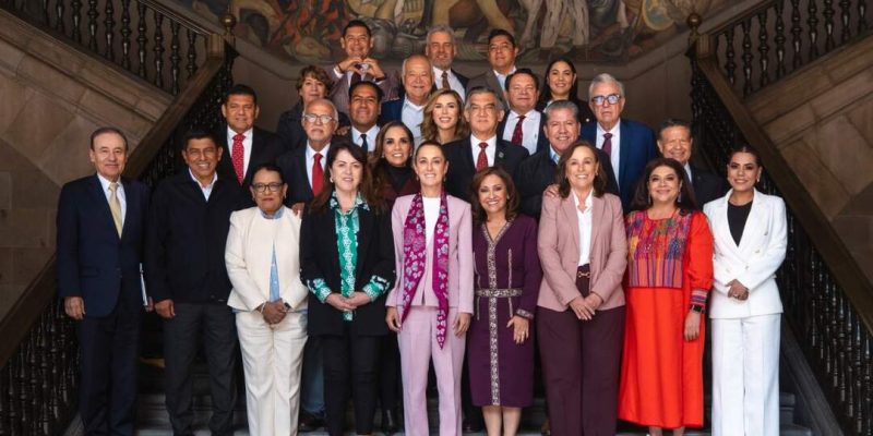 Lo que al final se decida en el tema de la fecha de realización de la consulta de revocación de mandato presidencial en la reforma electoral será la base política y jurídica para lo que se tenga que legislar en consecuencia en la carta magna de los estados de la República y por supuesto la Ciudad de México. FOTO: Especial