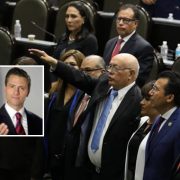 La designación de David Colmenares fue una de las últimas jugadas impulsadas por el presidente Enrique Peña. Con los votos a favor de los diputados del PRI con la abstención del PAN, el 15 de marzo de 2018 lo nombraron auditor para un periodo de 8 años. Aunque políticamente sus posibilidades de reelegirse son ínfimas, legalmente puede y se ha inscrito para ello. FOTOS: Presidencia - Cámara de Diputados