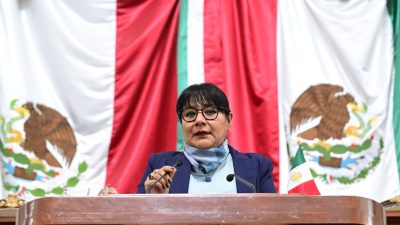 Para facilitar a la población la correcta separación, clasificación y disposición final de los residuos, la diputada Claudia Neli Morales Cervantes propuso que las etiquetas de alimentos, bebidas y productos envasados incluyan información clara y visible que especifique la categoría de desechos a la que pertenecen sus envases o empaques. FOTO: Especial