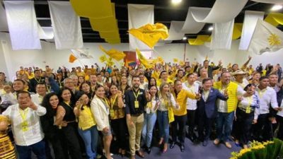 Los dirigentes estatales del Partido de la Revolución Democrática (PRD) en los estados de Guerrero, Michoacán, Morelos, Hidalgo, Oaxaca, Tlaxcala, Zacatecas y Baja California Sur, manifestaron su respaldo absoluto, firme y solidario a la diputada Nora Arias Contreras, presidenta del PRD Ciudad de México. FOTO: Especial