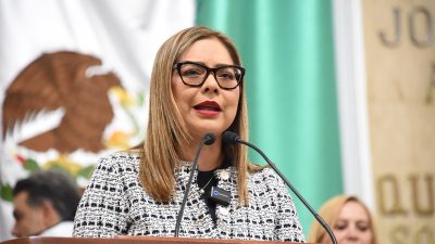 Ruiz Aguilar señaló que garantizar un ambiente seguro y respetuoso en las escuelas, permite que el personal docente ejerza su labor con libertad, creatividad y compromiso, lo que impacta de forma directa en el bienestar y desempeño del alumnado. FOTO: Especial