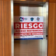 Derivado de los acontecimientos ocurridos el pasado 6 de abril en los elevadores de la Torre Residencial Mítikah, la alcaldía Benito Juárez informa que se procedió a realizar una inspección técnica el martes 7 de abril en la que se determinó restringir la operación de siete elevadores y un montacargas. FOTO: Especial