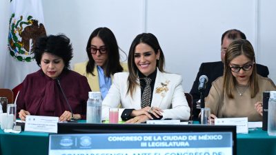 Pero tres Doritos después, o sea el 29 de abril, la narrativa cambió: desde ese día está Morena contra la pared, luego de que la Corte del Sur de Nueva York solicitó la detención con fines de extradición del gobernador morenista de Sinaloa, Rubén Rocha Moya; del senador Enrique Inzunza y otros ocho funcionarios y exfuncionarios. FOTO: Especial