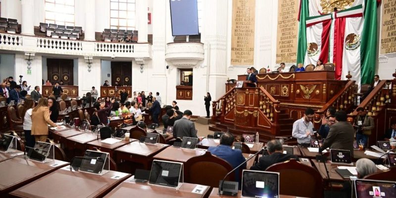 Seguramente van a estar presentes como disco rayado los ataques de “narcopartido”, “traidores a la patria”, “cartel inmobiliario”, temas candentes y buenos pa' polemizar en redes sociales, pero que no aportan nada en este tipo de comparecencias, porque no aportan nada. Lo veremos. FOTO: Especial