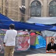 La incapacidad política del Gobierno federal para sentar a negociar y aplacar a la CNTE causa también fuertes estragos al Congreso de la Ciudad de México y todo el entorno en el que laboran miles de personas y hay cientos de comercios, además de que es sitio de tránsito de neurálgico del Centro Histórico. FOTOS: Magacín CDMX